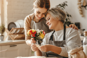 Top con giáp nữ số sướng được mẹ chồng cưng chiều